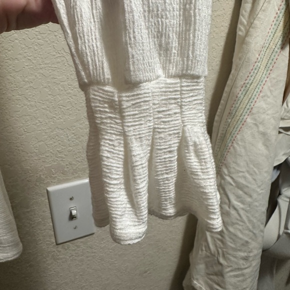 Ivory Long Sleeve Blouse with Button Detail - Picture 5 of 7